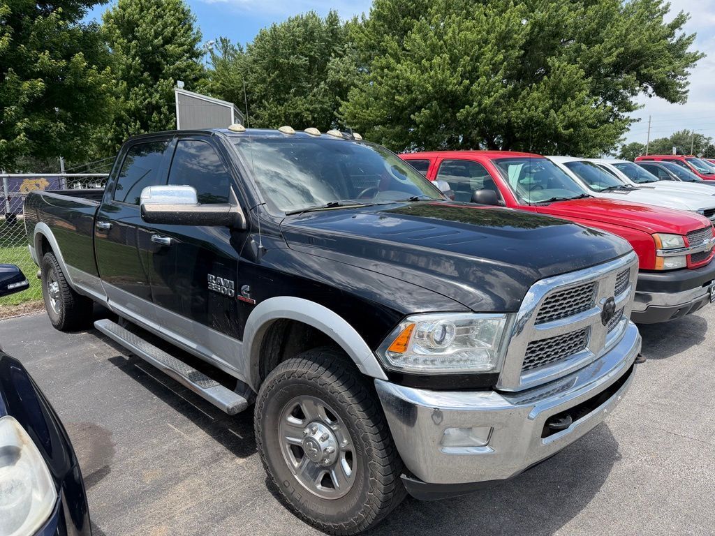 2015 RAM 3500 Laramie Crew Cab LB 4WD