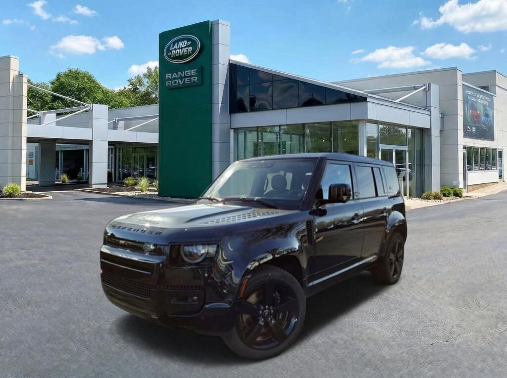 SANTORINI BLACK 2024 Land Rover Defender 110 V8 P525 AWD SUV / Crossover All-Wheel Drive Automatic