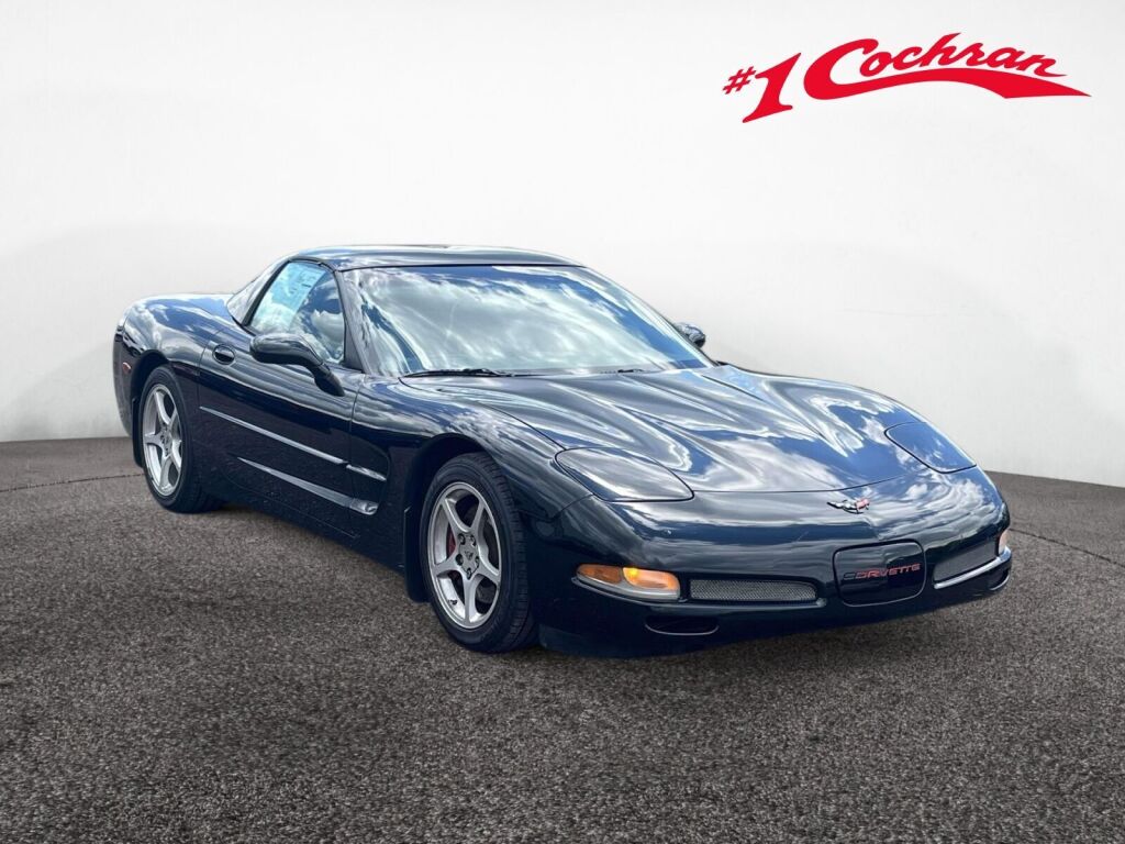 2000 Chevrolet Corvette Coupe RWD