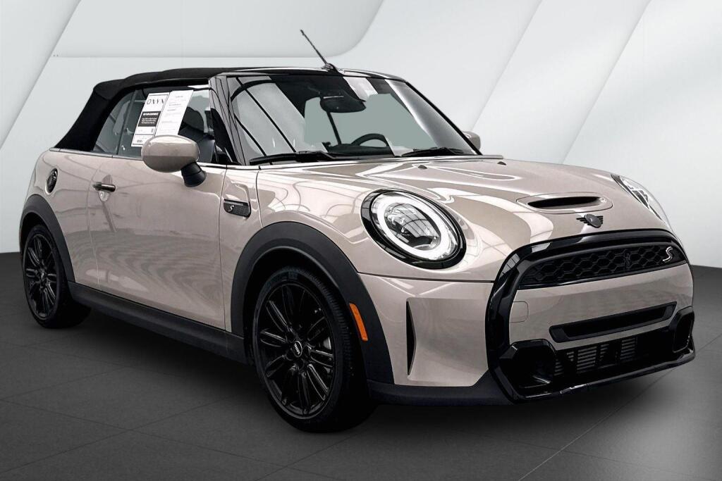 Gray (Rooftop Grey Metallic) 2023 MINI Cooper Convertible Front-Wheel Drive 7-Speed Dual Clutch