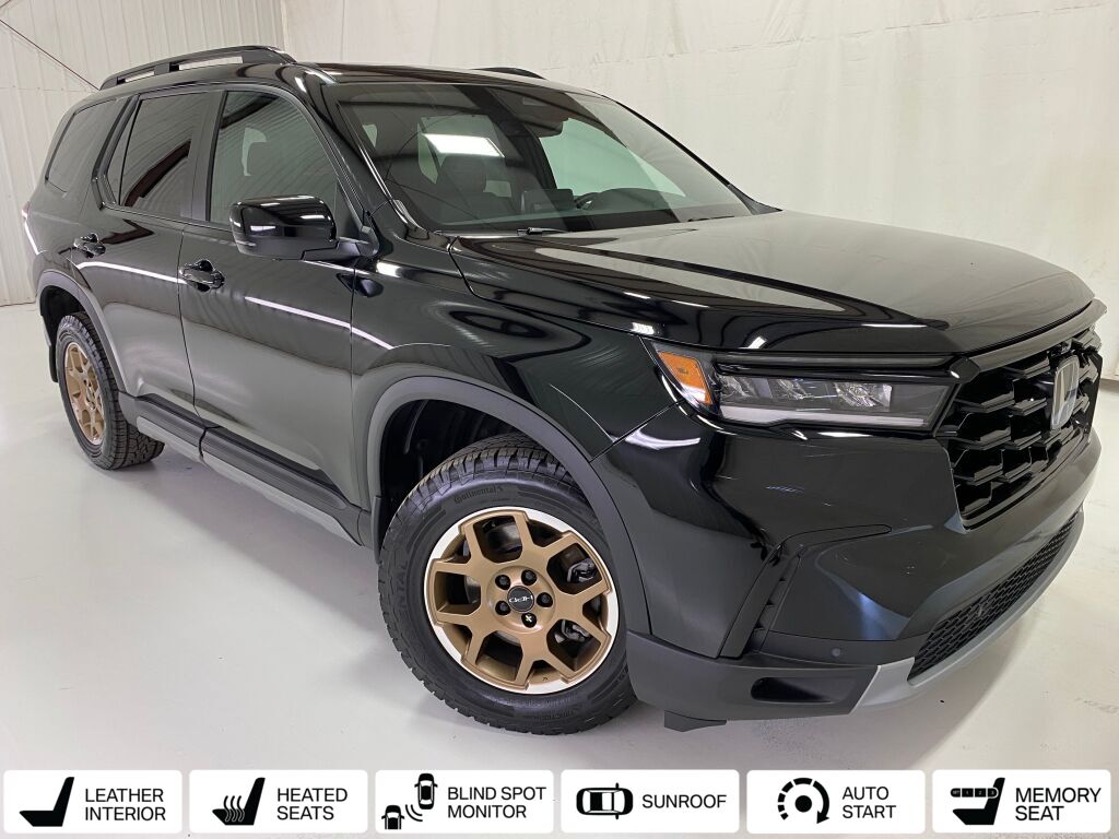 2024 Honda Pilot TrailSport Crystal Black Pearl at Honda North