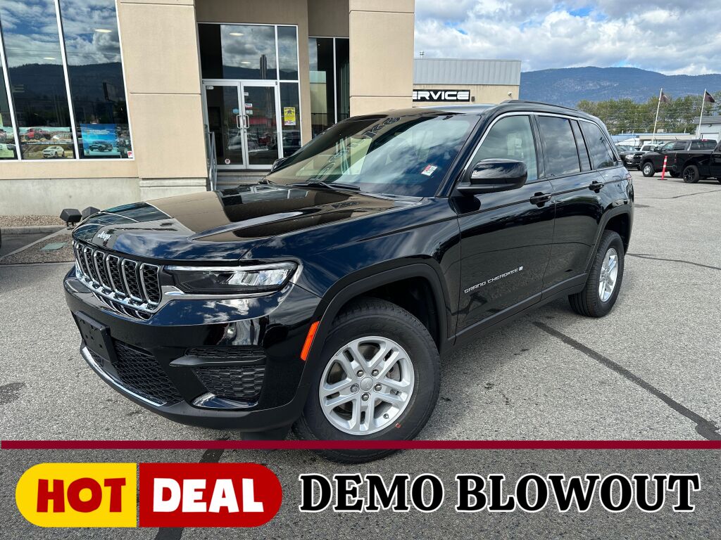 2024 Jeep Grand Cherokee Laredo 4WD