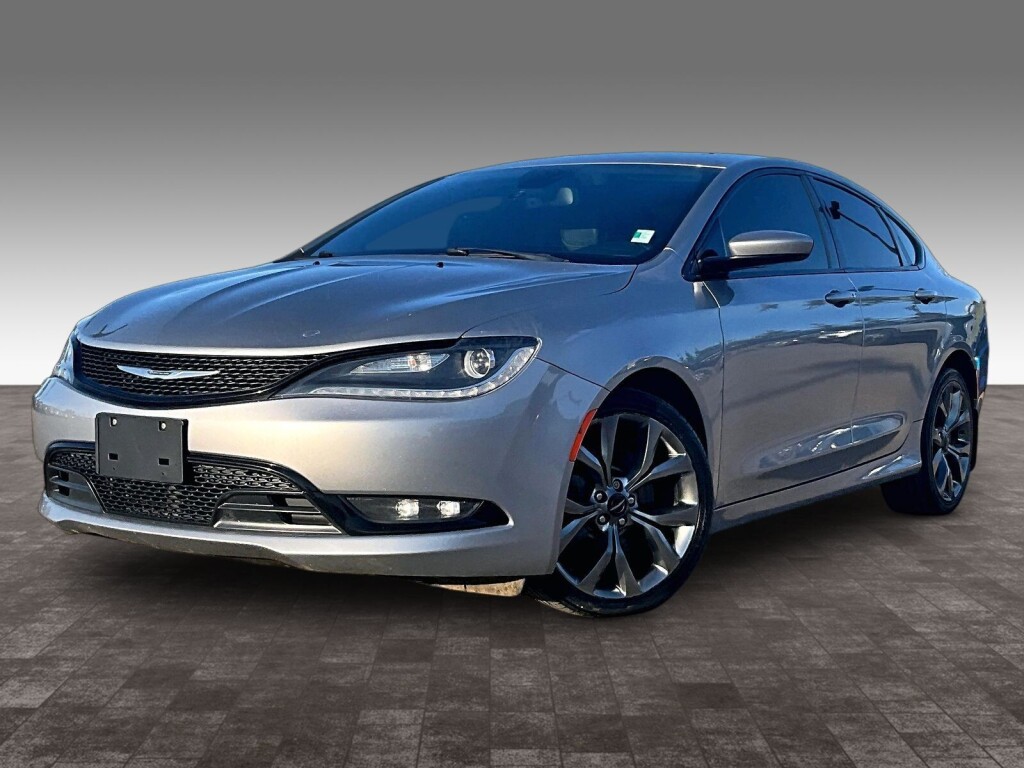 Gray 2016 Chrysler 200 Sedan Front-Wheel Drive Automatic