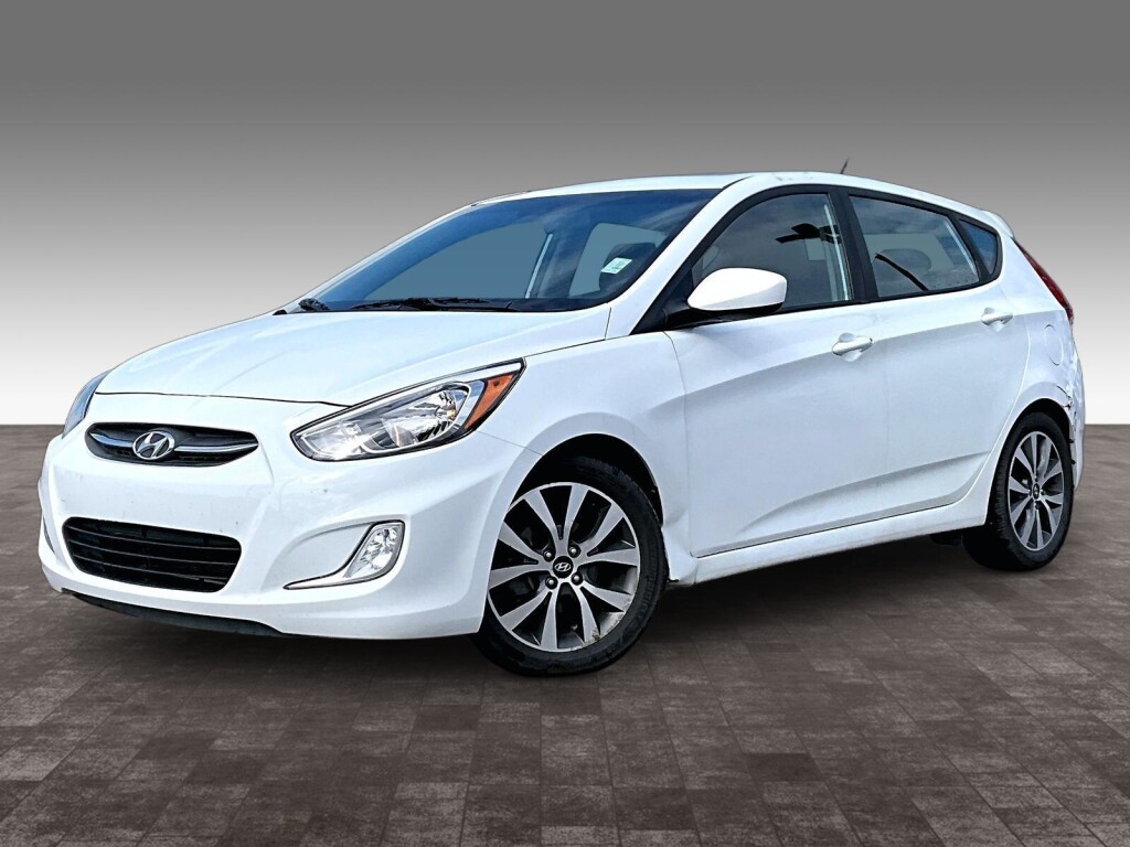 2017 Hyundai Accent SE 4-Door Hatchback FWD