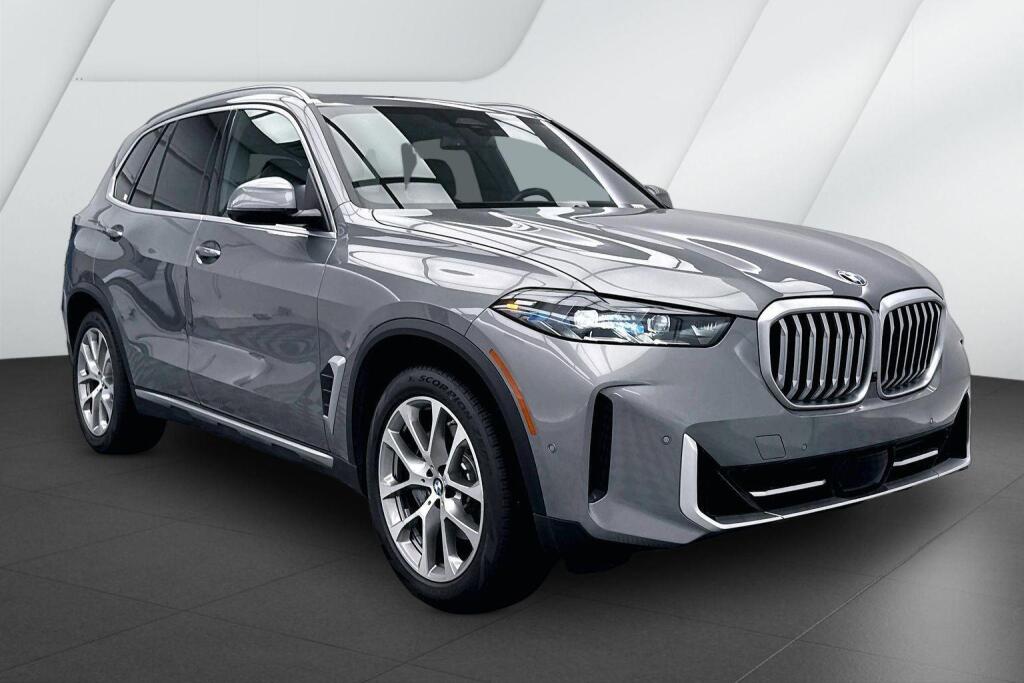 Gray (Skyscraper Grey Metallic) 2024 BMW X5 SUV / Crossover All-Wheel Drive Automatic