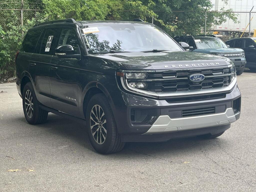 Dark Matter Gray Metallic 2025 Ford Expedition SUV / Crossover Four-Wheel Drive Automatic