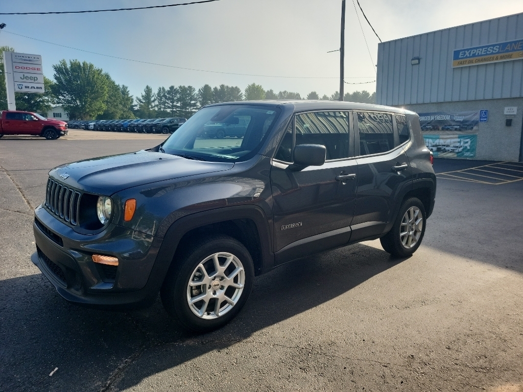 2023 Jeep Renegade Latitude 4WD