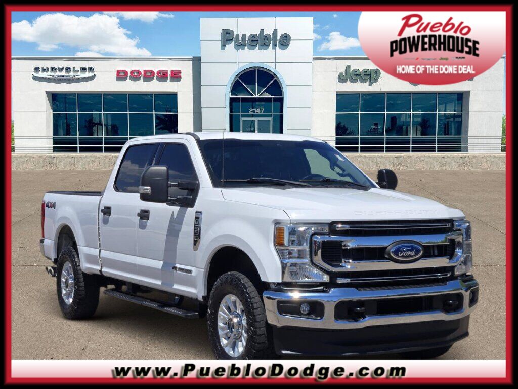 Oxford White 2022 Ford F-250 Super Duty Pickup Truck Four-Wheel Drive Automatic