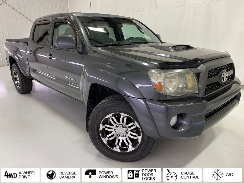 Magnetic Gray Metallic 2011 Toyota Tacoma Pickup Truck Four-Wheel Drive 5-Speed Automatic Overdrive