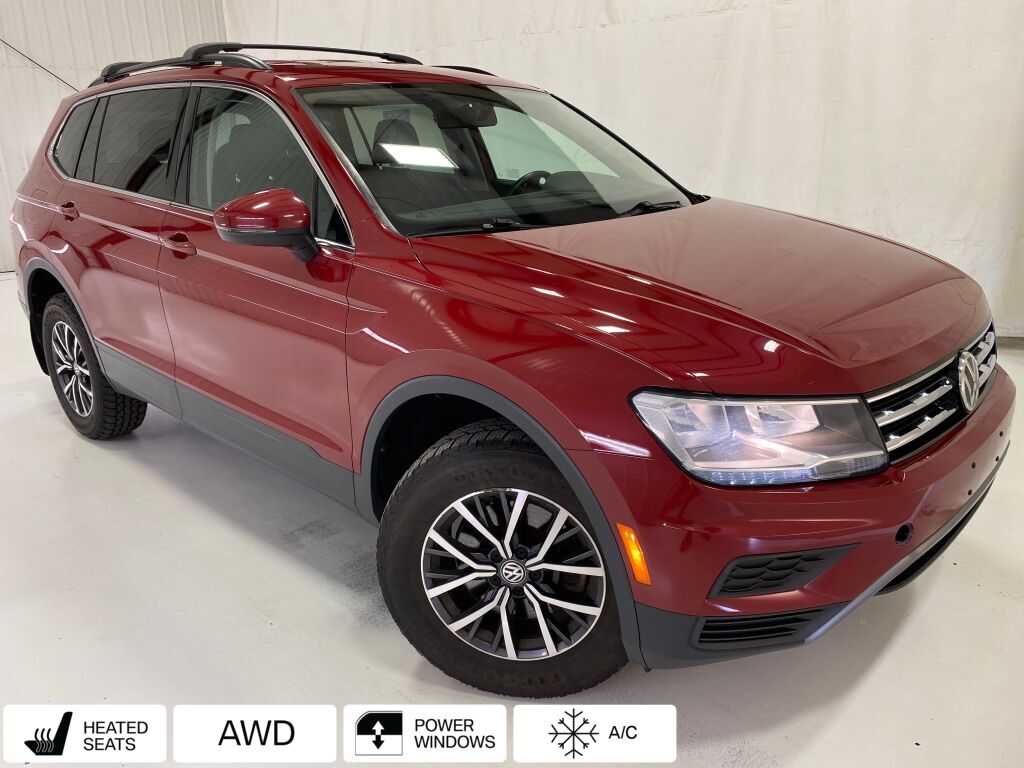 Cardinal Red Metallic 2019 Volkswagen Tiguan SUV / Crossover All-Wheel Drive 8-Speed Automatic