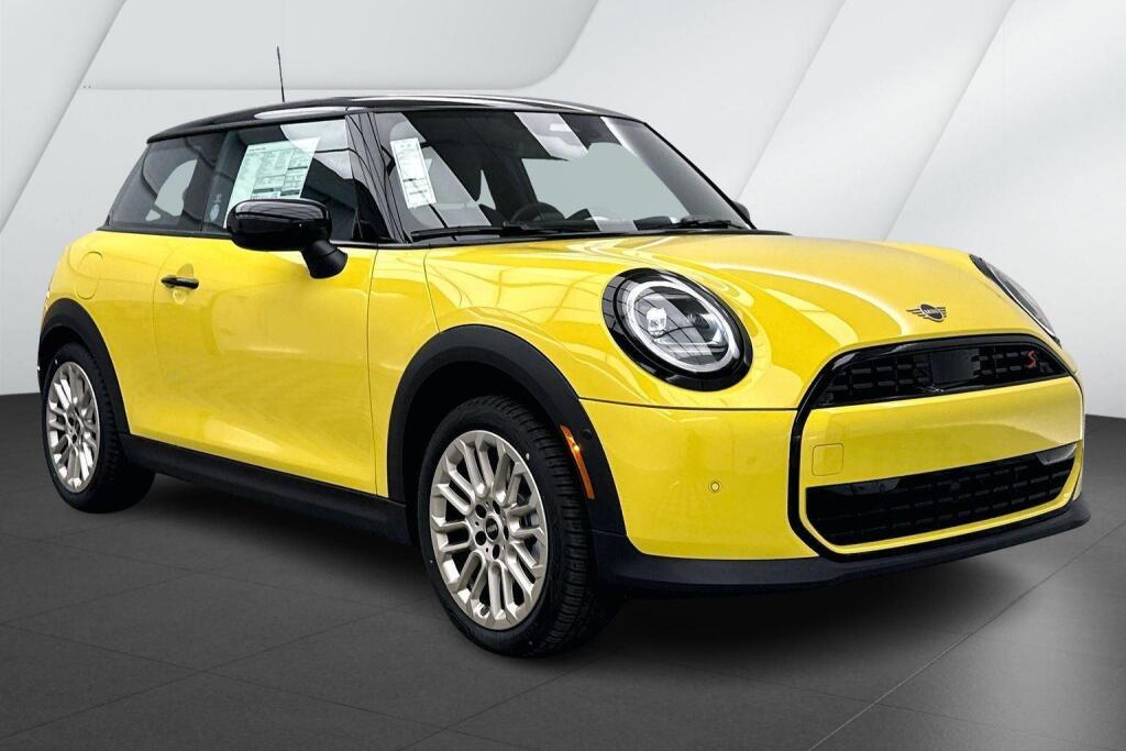 Sunny Side Yellow 2026 MINI Cooper Hatchback Front-Wheel Drive 7-Speed Dual Clutch