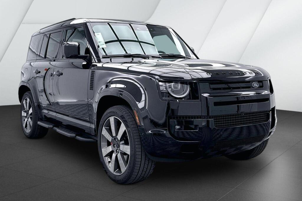 Santorini Black Metallic 2026 Land Rover Defender SUV / Crossover All-Wheel Drive Automatic