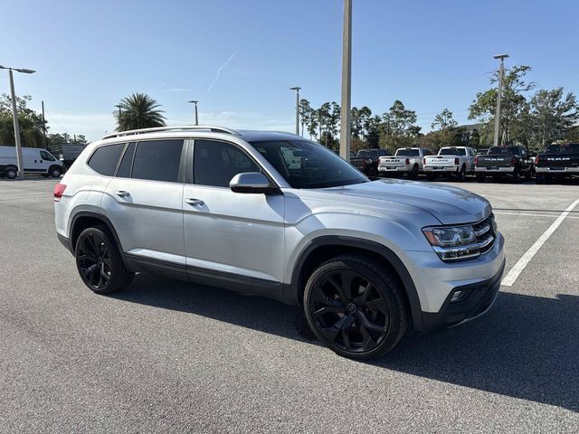 2018 Volkswagen Atlas Plata (Reflex Silver Metallic) SUV/Crossover Tracción delantera 8 velocidades Automática