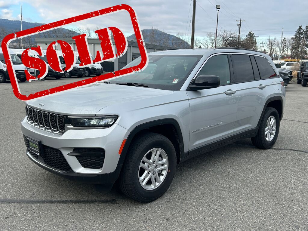 Silver Zynith 2024 Jeep Grand Cherokee SUV / Crossover Four-Wheel Drive 8-Speed Automatic
