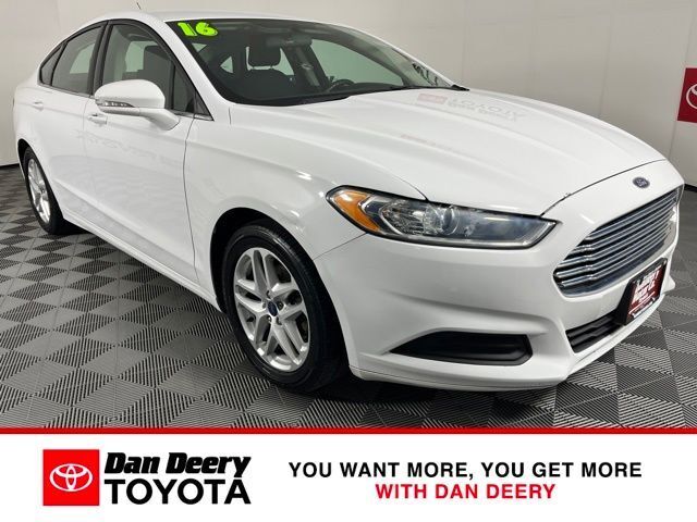 2016 Ford Fusion SE