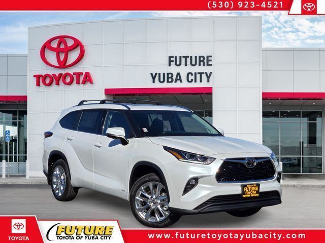 White (Wind Chill Pearl) 2026 Toyota Highlander Hybrid SUV / Crossover All-Wheel Drive Continuously Variable Transmission
