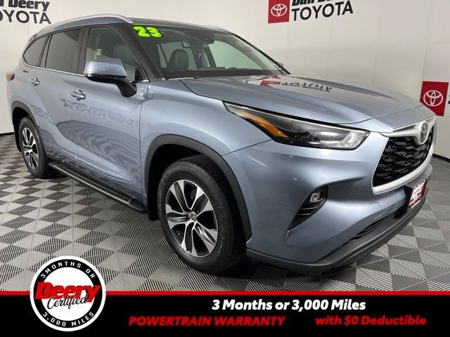  2023 Toyota Highlander XLE AWD   