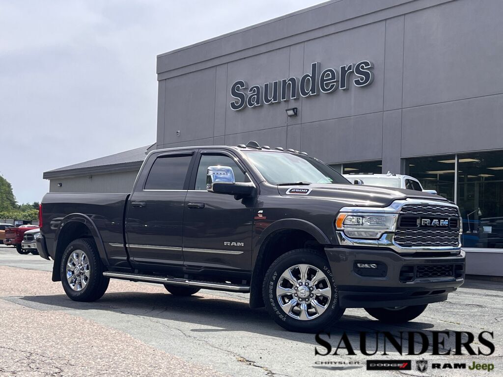 2023 RAM 2500 Limited Crew Cab 4WD