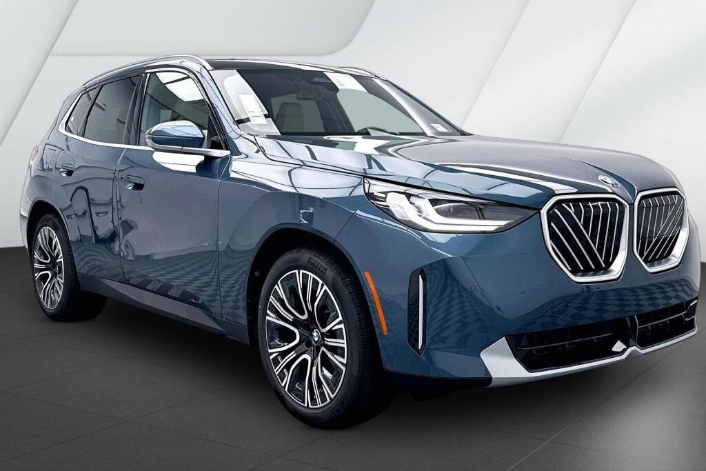 Arctic Race Blue metallic 2026 BMW X3 SUV / Crossover All-Wheel Drive