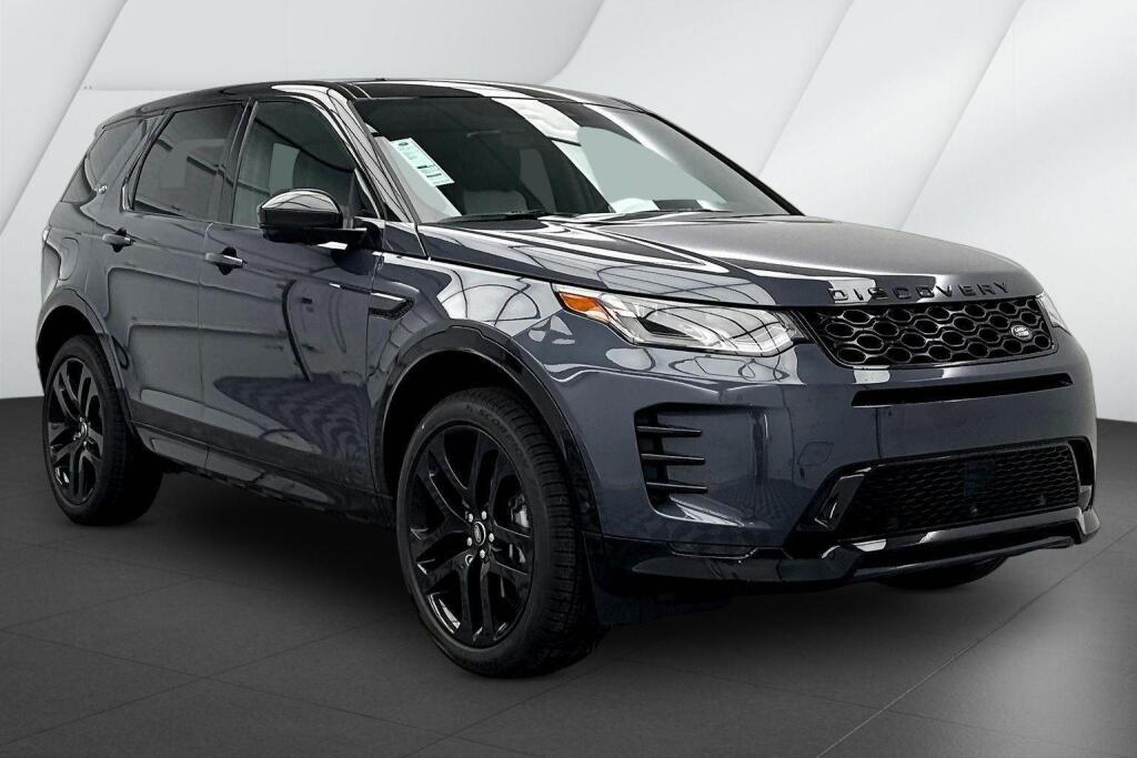 Varesine Blue Metallic 2026 Land Rover Discovery Sport SUV / Crossover All-Wheel Drive Automatic