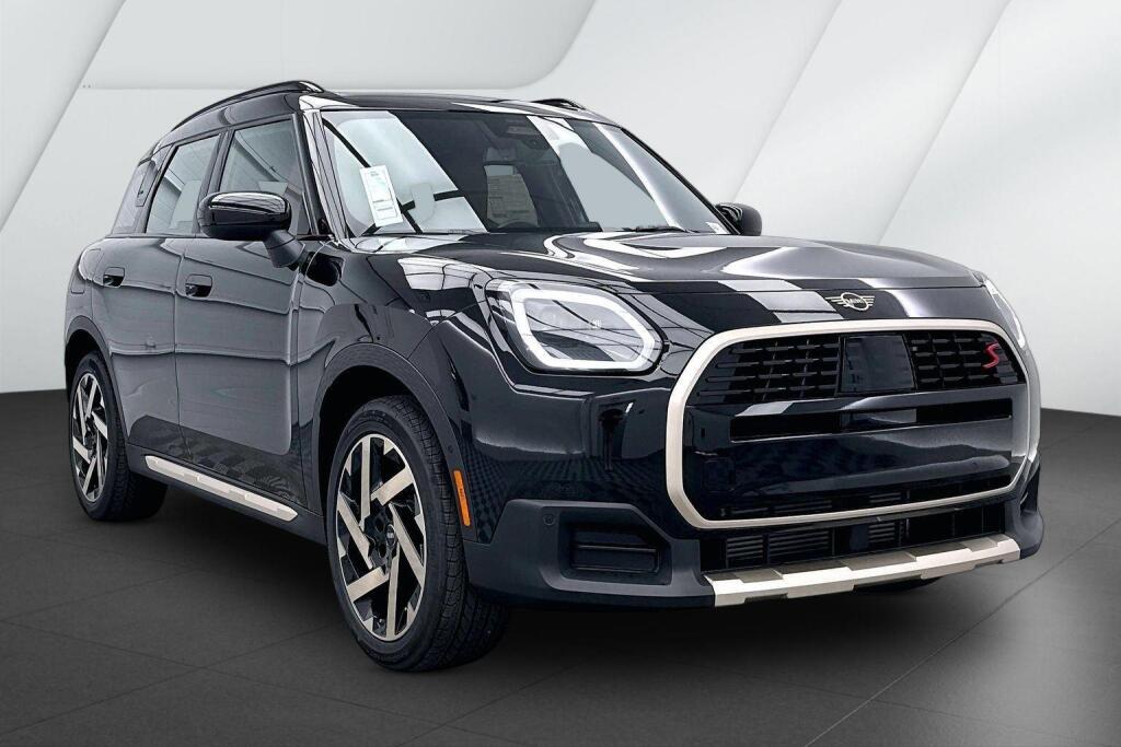 Midnight Black II Metallic 2027 MINI Countryman SUV / Crossover All-Wheel Drive 7-Speed Dual Clutch