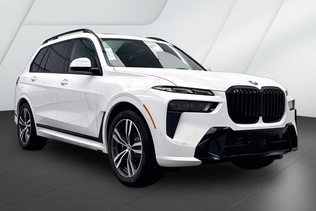 Alpine White 2027 BMW X7 SUV / Crossover All-Wheel Drive Automatic