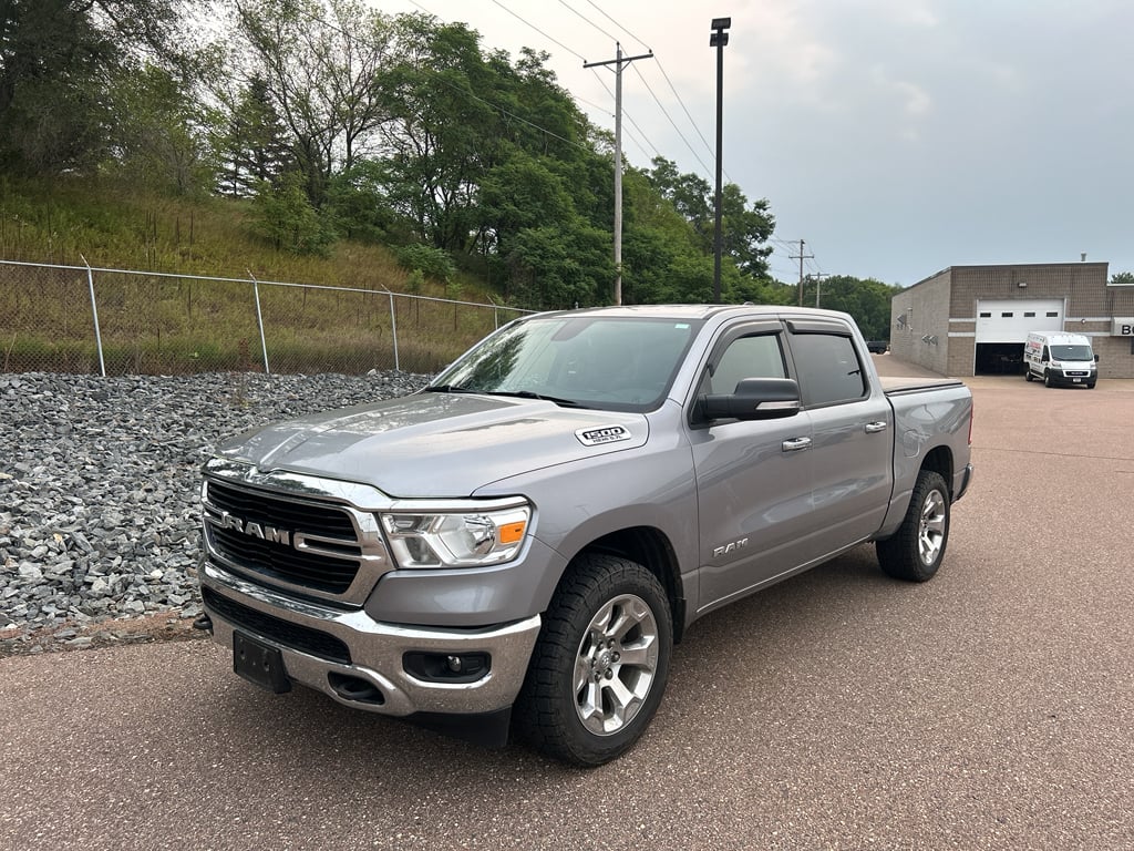 Billet Silver Metallic Clearcoat 2019 RAM 1500 Pickup Truck Four-Wheel Drive 8-Speed Automatic