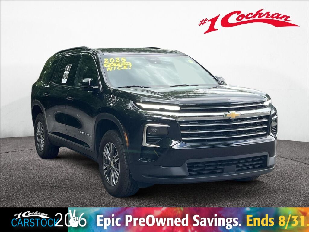 Mosaic Black Metallic 2025 Chevrolet Traverse SUV / Crossover Front-Wheel Drive 8-Speed Automatic