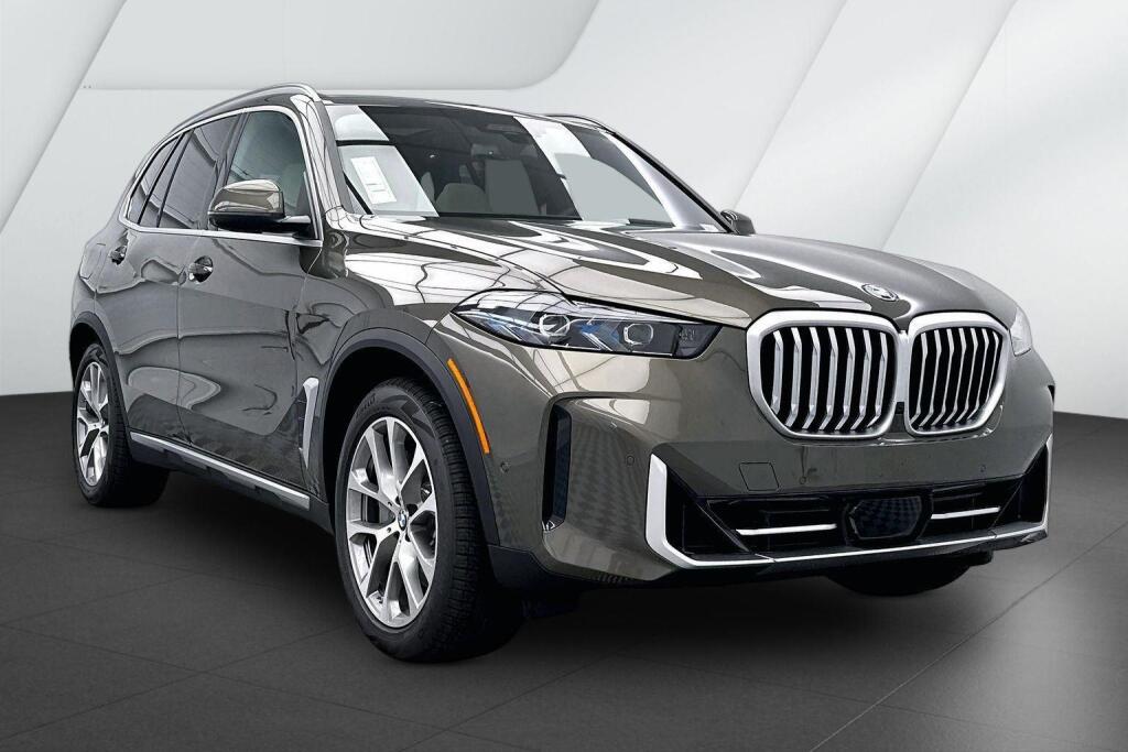 Manhattan Green Metallic 2026 BMW X5 SUV / Crossover All-Wheel Drive Automatic