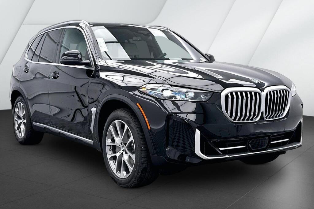 Black Sapphire Metallic 2026 BMW X5 SUV / Crossover All-Wheel Drive Automatic