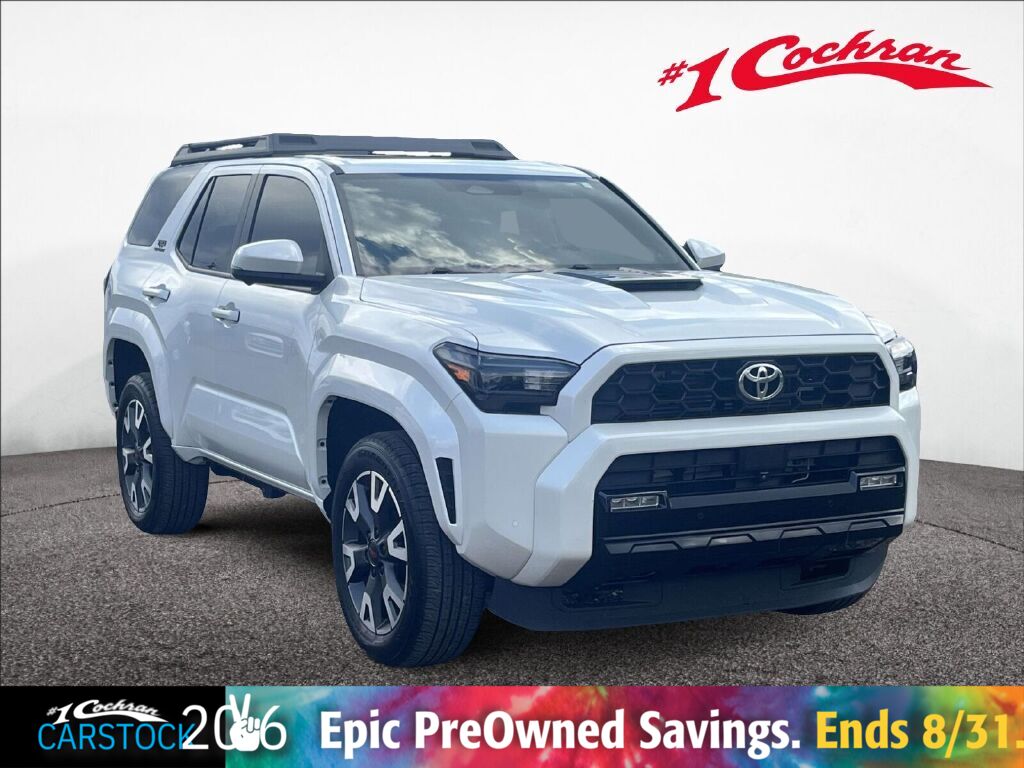 White (Wind Chill Pearl) 2025 Toyota 4Runner SUV / Crossover Four-Wheel Drive 8-Speed Automatic