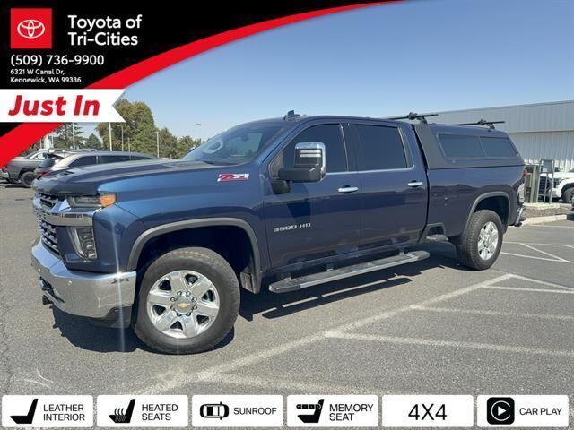 2022 Chevrolet Silverado 3500HD LTZ Crew Cab 4WD