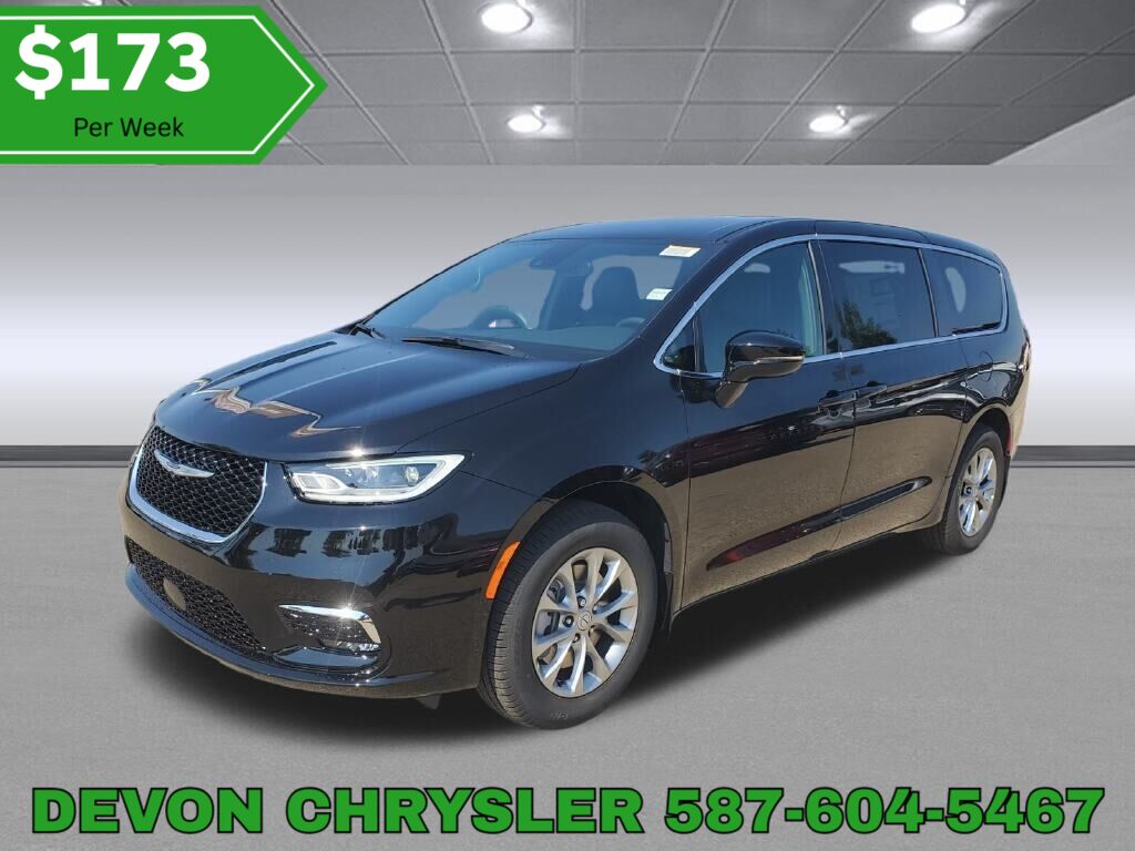 DIAMOND BLACK CRYSTAL P/C 2026 Chrysler Pacifica Minivan All-Wheel Drive 9-Speed Automatic
