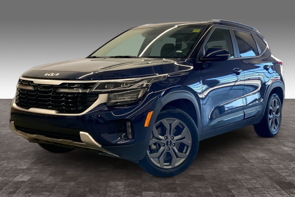 Blue 2025 Kia Seltos SUV / Crossover All-Wheel Drive Automatic