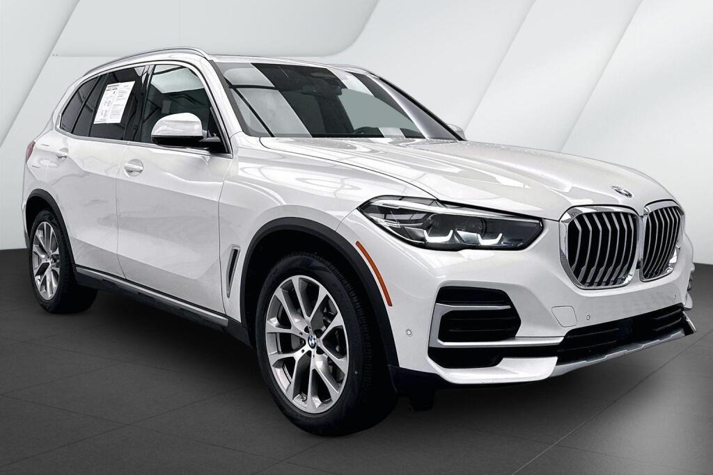 2023 BMW X5 xDrive40i AWD