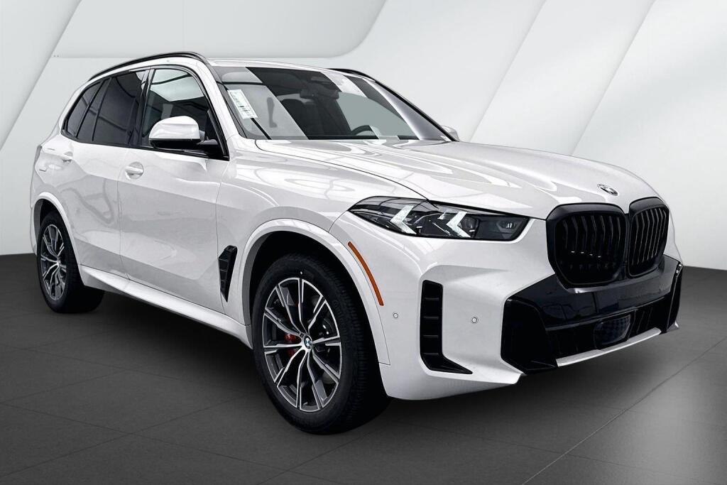 Mineral White Metallic 2026 BMW X5 SUV / Crossover All-Wheel Drive Automatic