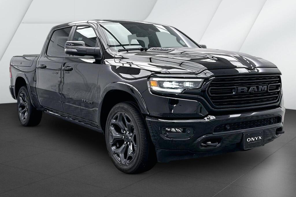 2024 RAM 1500 Limited Crew Cab 4WD