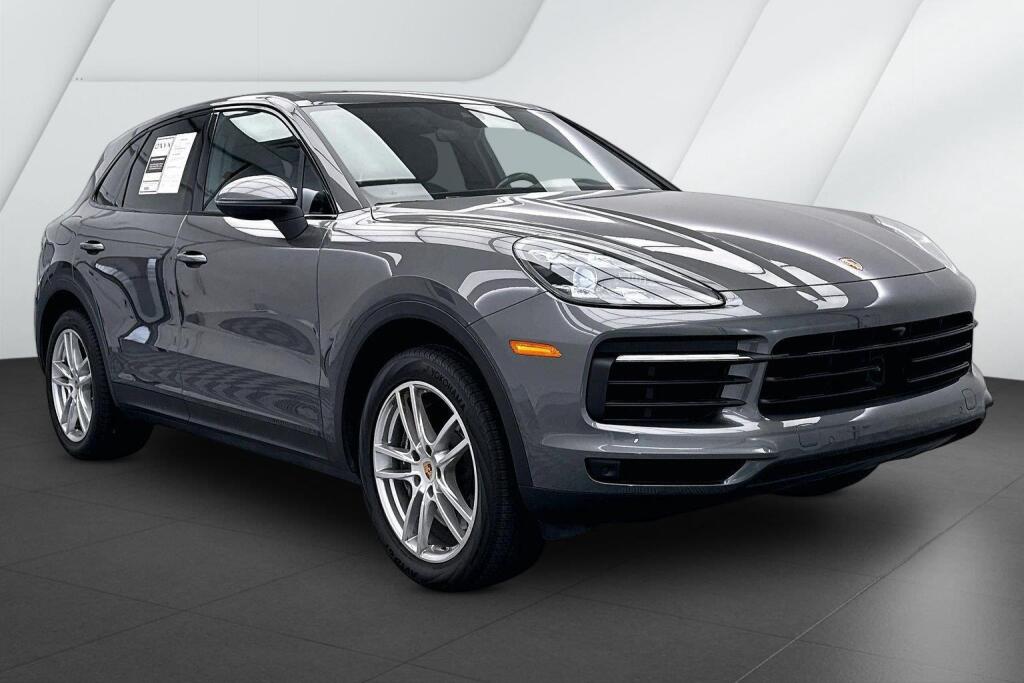 Gray (Quartzite Grey Metallic) 2021 Porsche Cayenne SUV / Crossover All-Wheel Drive Automatic