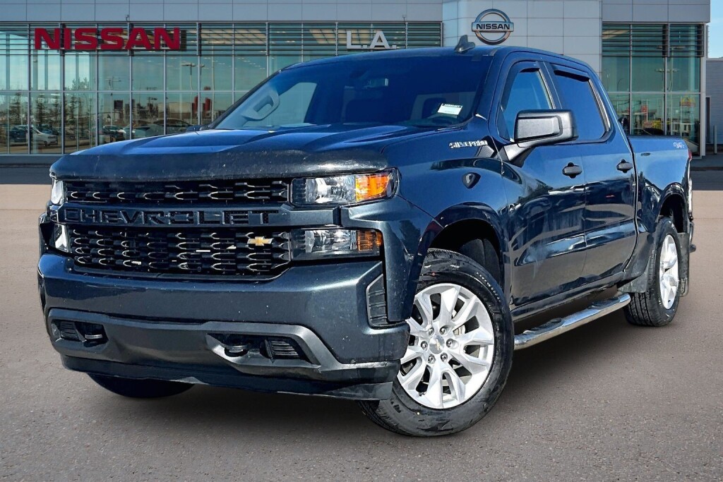 Gray 2019 Chevrolet Silverado 1500 Pickup Truck Four-Wheel Drive Automatic