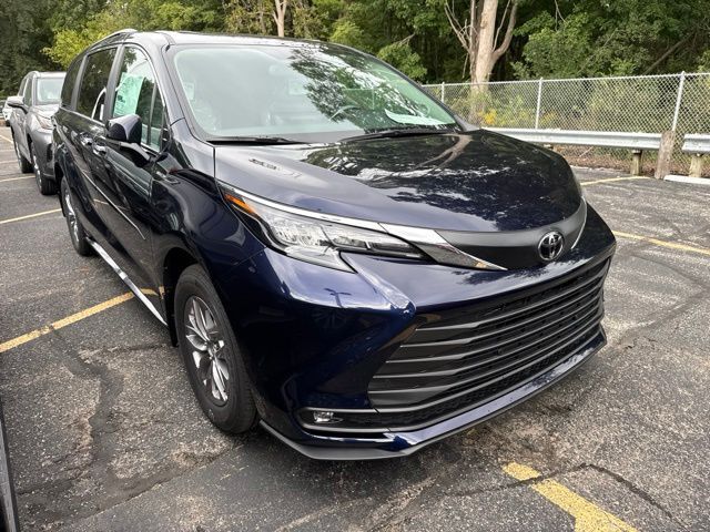 Blueprint 2026 Toyota Sienna Minivan Front-Wheel Drive Continuously Variable Transmission