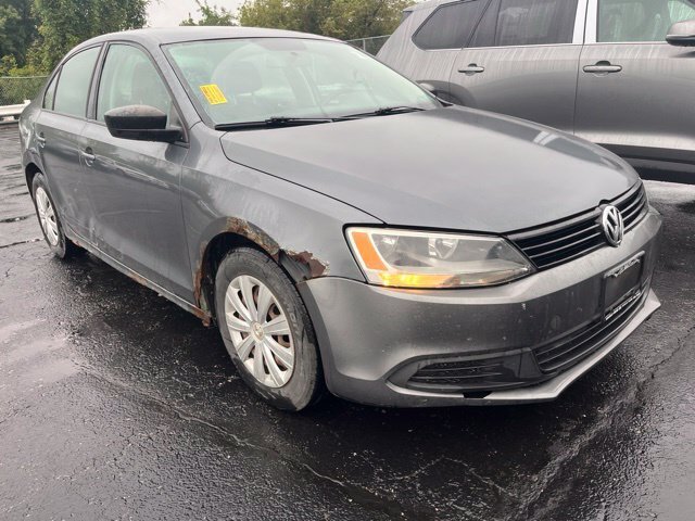 Gray 2011 Volkswagen Jetta Sedan Front-Wheel Drive 6-Speed Automatic