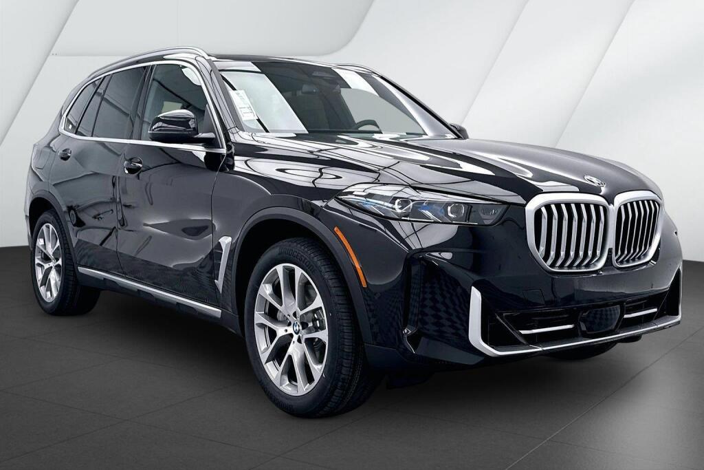Black Sapphire Metallic 2026 BMW X5 SUV / Crossover All-Wheel Drive Automatic