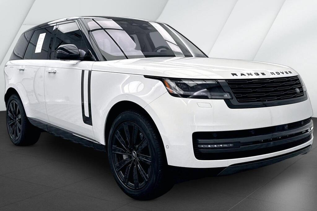 Fuji White 2023 Land Rover Range Rover SUV / Crossover All-Wheel Drive Automatic