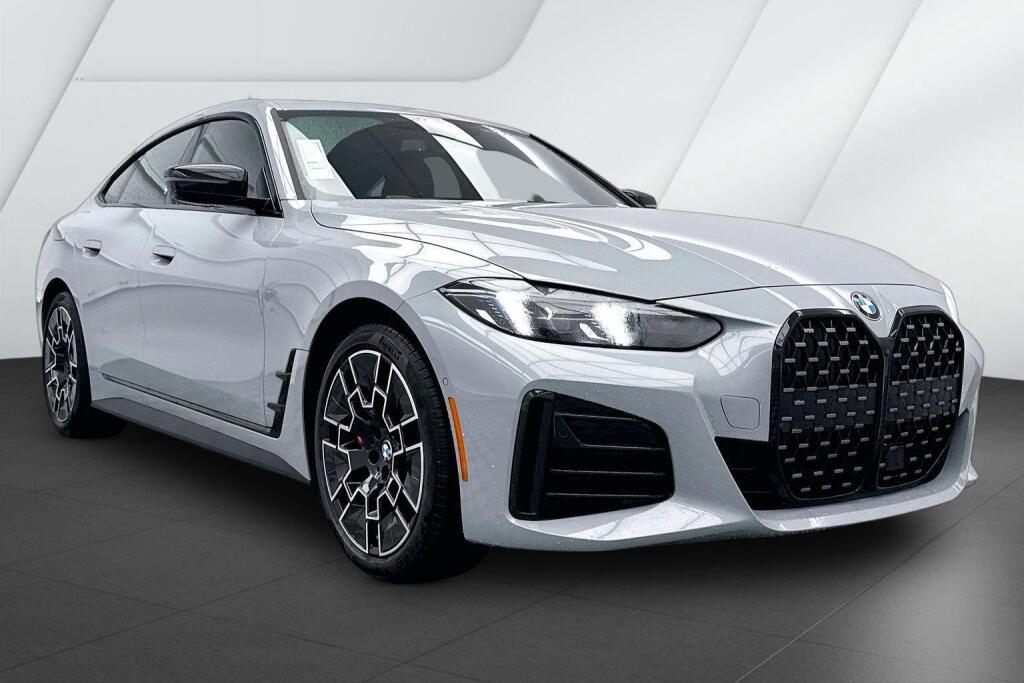 Gray (Brooklyn Grey Metallic) 2027 BMW 4 Series Sedan All-Wheel Drive Automatic