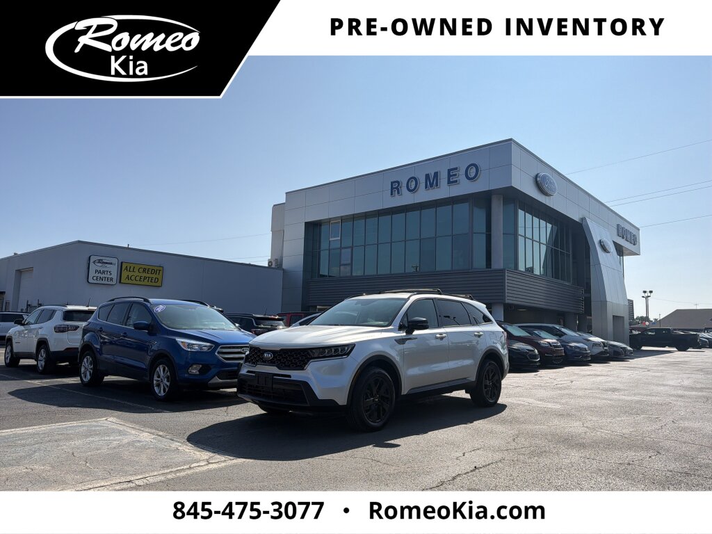 Sparkling Silver 2021 Kia Sorento SUV / Crossover All-Wheel Drive 8-Speed Automatic Overdrive