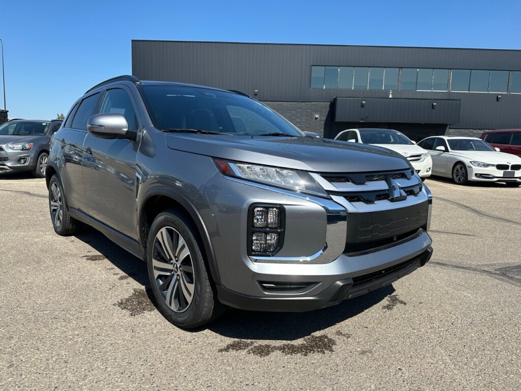 TITANIUMGREY 2026 Mitsubishi RVR SUV / Crossover  Automatic