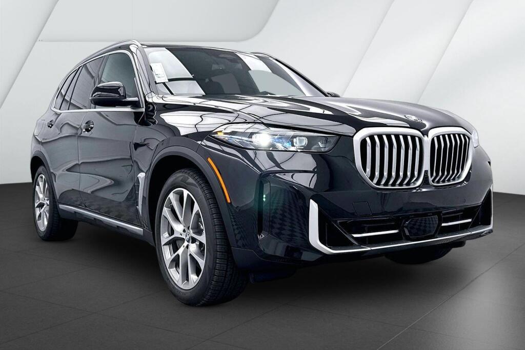 Black Sapphire Metallic 2026 BMW X5 SUV / Crossover All-Wheel Drive Automatic