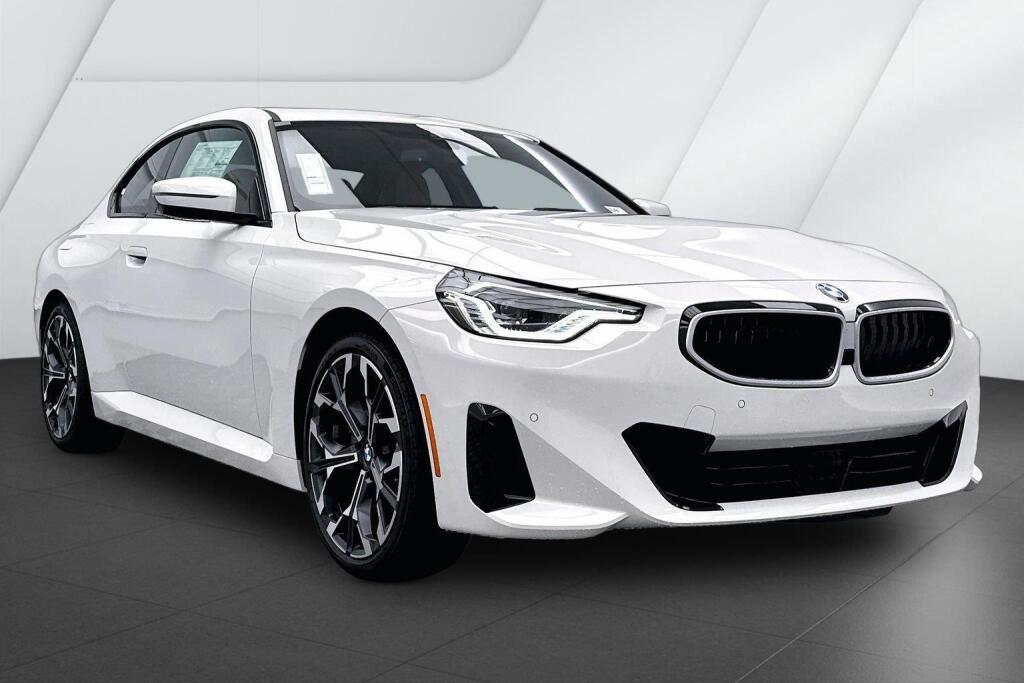 Alpine White 2026 BMW 2 Series Coupe All-Wheel Drive Automatic