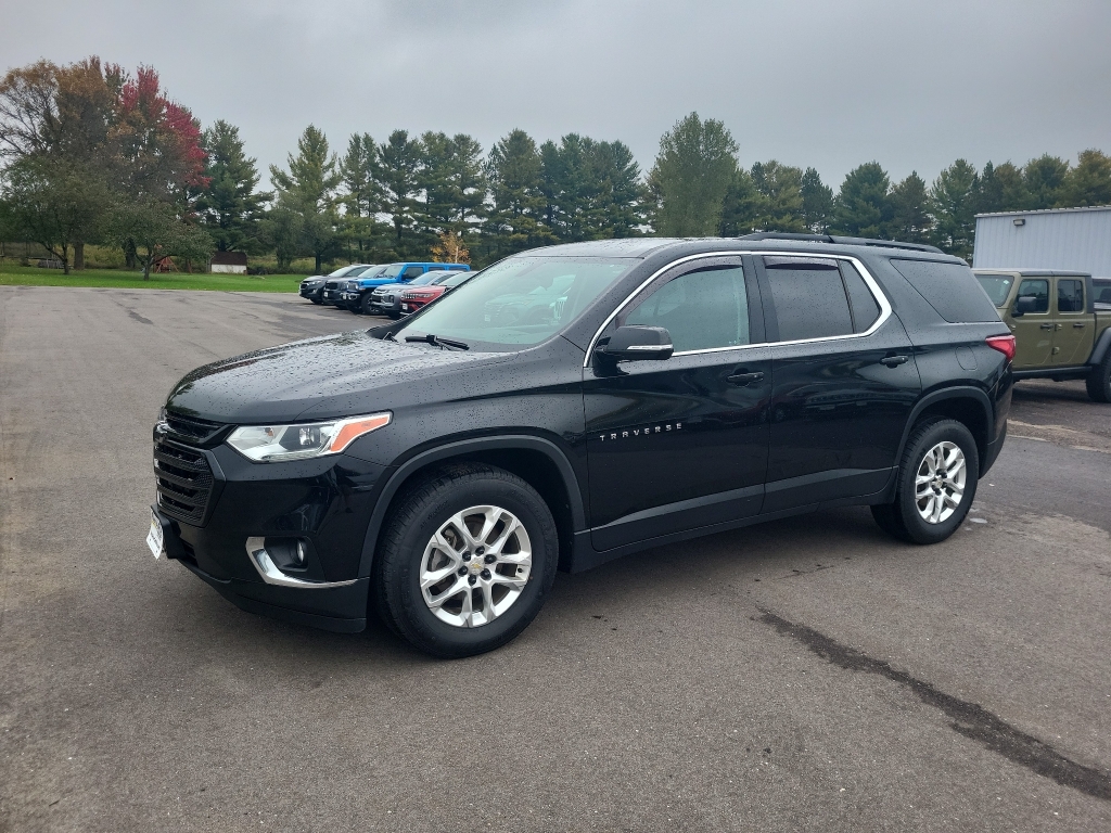Mosaic Black Metallic 2019 Chevrolet Traverse SUV / Crossover Four-Wheel Drive 9-Speed Automatic