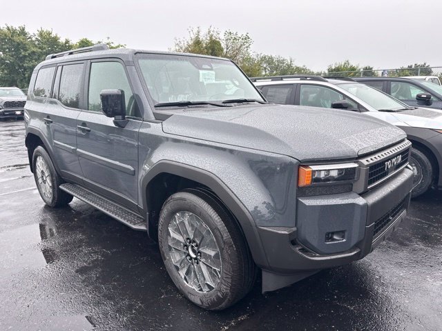 Underground 2027 Toyota Land Cruiser SUV / Crossover Four-Wheel Drive 8-Speed Automatic